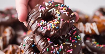 Chocolate Dipped Pretzels