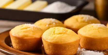 Cornbread Muffins: A Delicious and Easy Side Dish